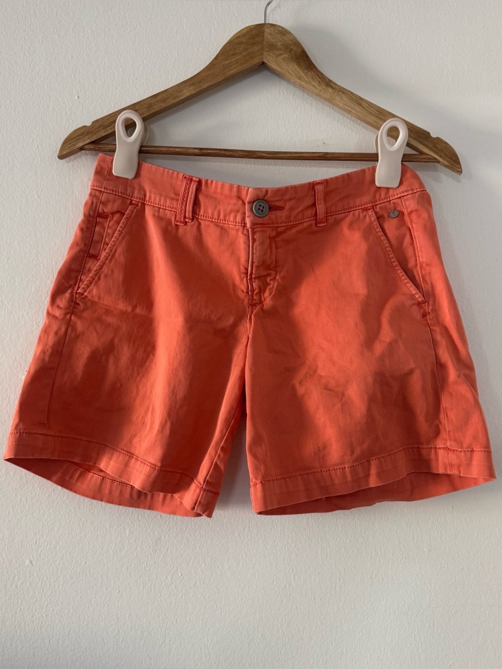 Pilcro Anthropologie Coral Cotton Shorts 28” preppy coquette boho euro summer